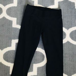 Monrow Black Capri leggings Small